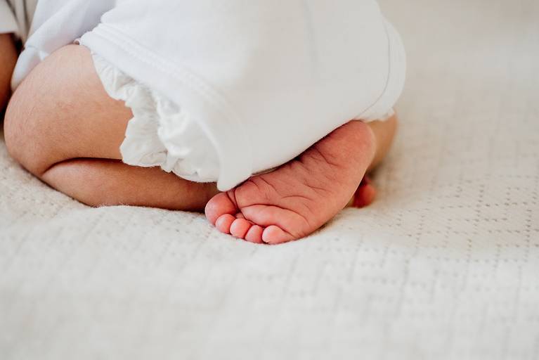 Sessão fotográfica recém nascido em Barcelos, Portugal