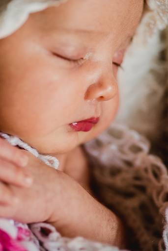 Sessão fotográfica recém nascido em Barcelos, Portugal