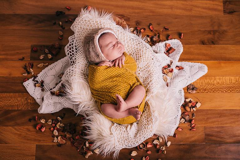 Sessão fotográfica recém nascido em Barcelos, Portugal