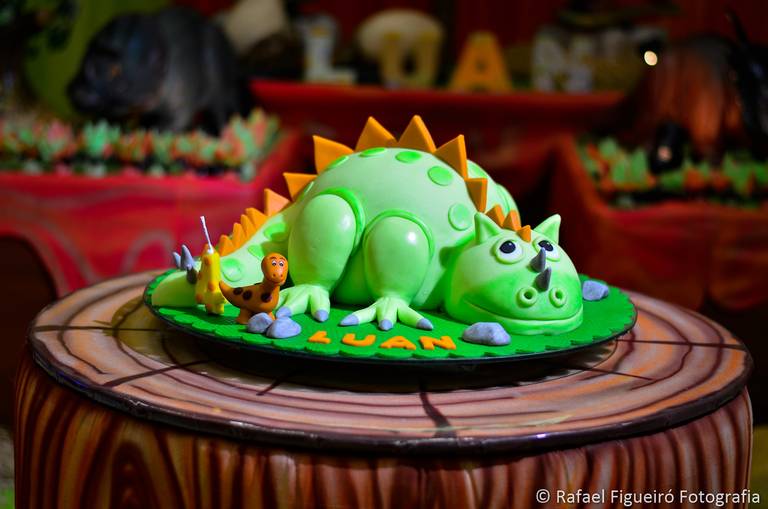 Crianca sorindo gargalhada rosa monster hi festa infantil fotografia infantil fotografo recife