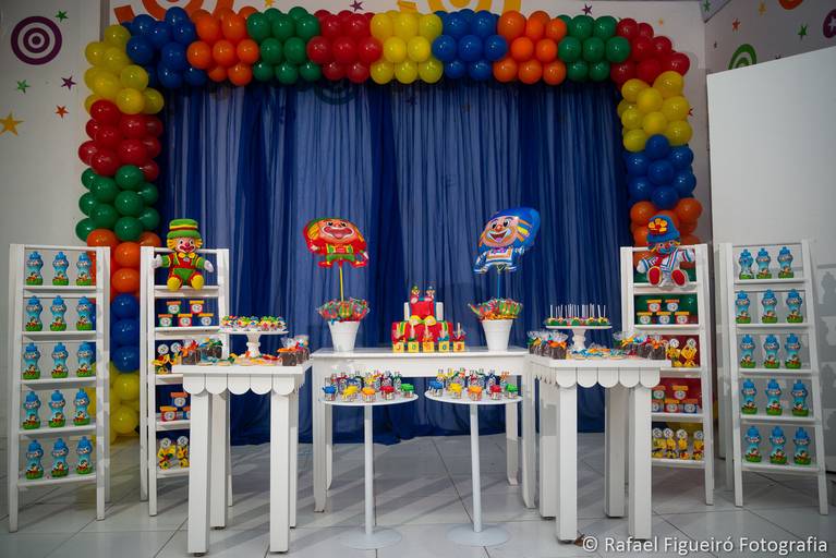 Crianca sorindo gargalhada rosa monster hi festa infantil fotografia infantil fotografo recife