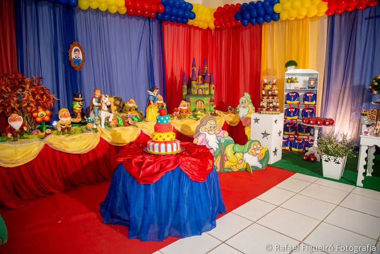 Crianca sorindo gargalhada rosa monster hi festa infantil fotografia infantil fotografo recife