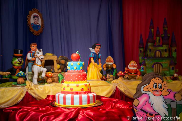 Crianca sorindo gargalhada rosa monster hi festa infantil fotografia infantil fotografo recife