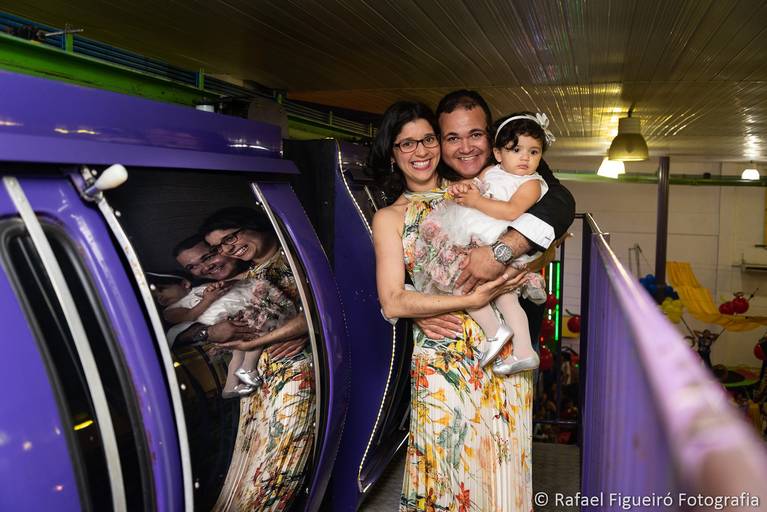 Crianca sorindo gargalhada rosa monster hi festa infantil fotografia infantil fotografo recife