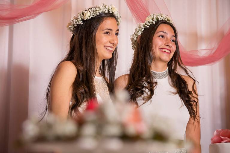 La fusión de sus quinces fueron el momento adecuado para compartir la fiesta 