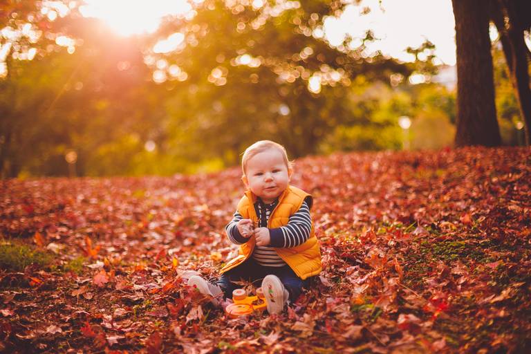 Fotografa Familia Curitiba - Ensaio externo Outono Canaleta bosque 