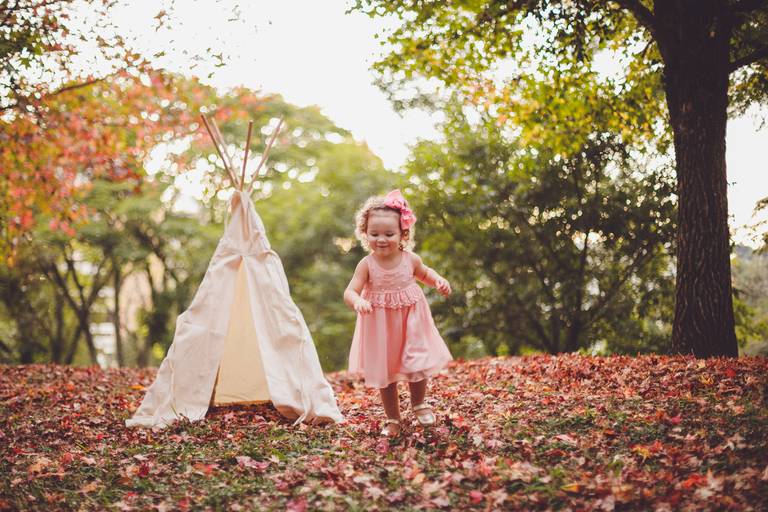 Fotografa Familia Curitiba - Ensaio externo Outono Canaleta bosque 