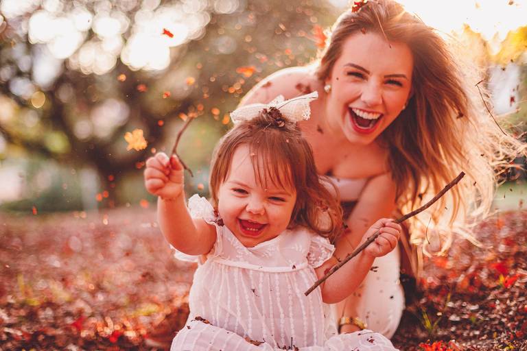 Fotografa Familia Curitiba - Ensaio externo Outono Canaleta bosque 