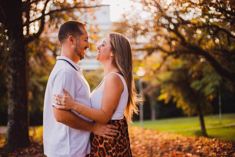 Fotografa Familia Curitiba - Ensaio externo Outono Canaleta bosque 