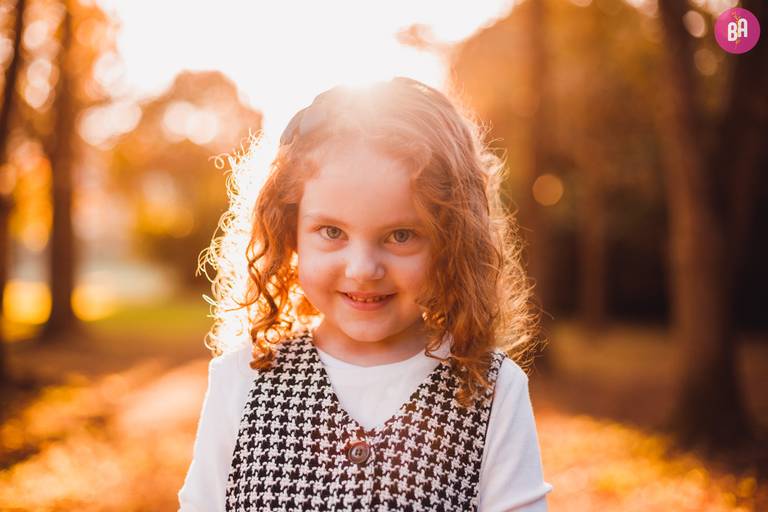 Fotografa Familia Curitiba - Ensaio externo Outono Canaleta bosque 