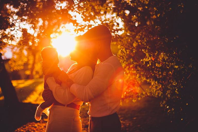 Fotografa Familia Curitiba - Ensaio externo Outono Canaleta bosque 