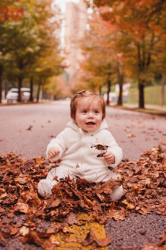 Fotografa Familia Curitiba - Ensaio externo Outono Canaleta bosque 
