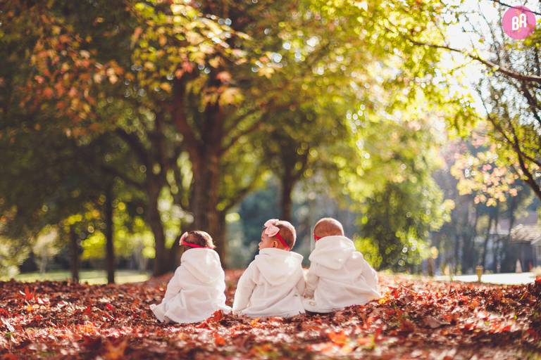 Fotografa Familia Curitiba - Ensaio externo Outono Canaleta bosque 