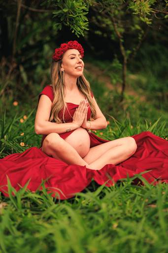 Fotografia - Ensaio Fotográfico  Gestante, feito na praia da Ponta do Sambaqui em Florianópolis no norte da ilha.