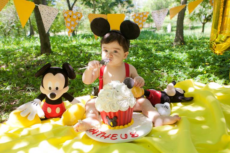 smash the cake de menino, decoração smash the cake mickey, bolo cupcake, cake smash, smash the cake no parque villa lobos, zona oeste, pinheiros, são paulo,