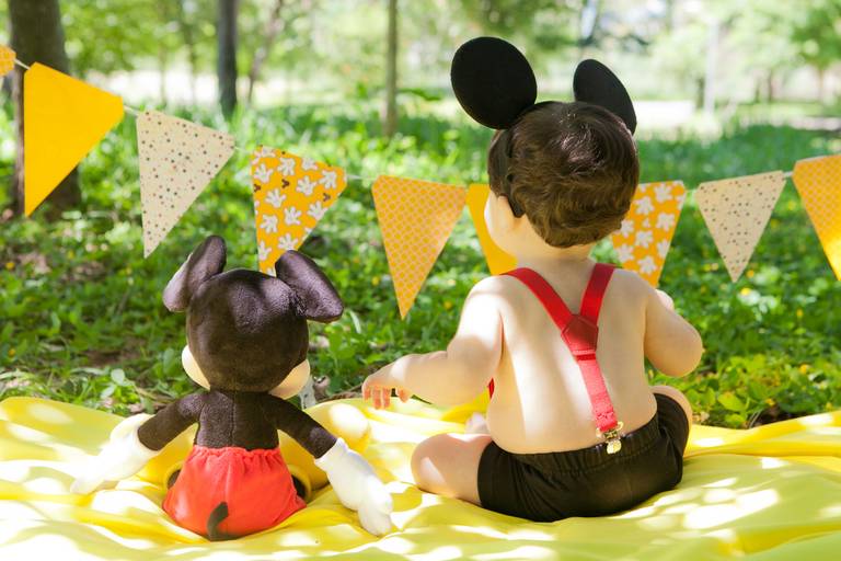 smash the cake de menino, decoração smash the cake mickey, bolo cupcake, cake smash, smash the cake no parque villa lobos, zona oeste, pinheiros, são paulo,