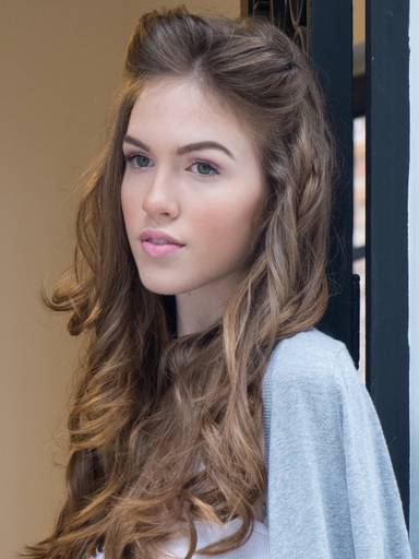 Marina Kempner; Beleza Anne Coimbra; Assistência Pedro Henrique Pontes; Produção: Officeimshoot