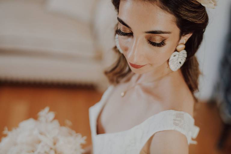 Maquilhagem de noiva, preparação da noiva, vestido de noiva, bouquet de noiva