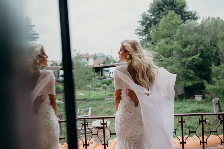 noiva batom vermelho