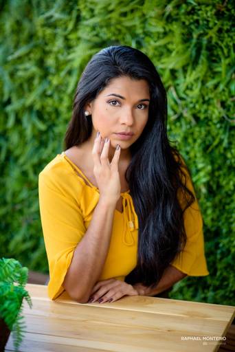 retrato profissional feminino, retrato profissional médica veterinária