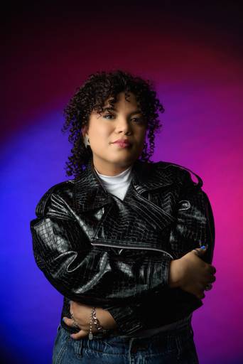 retrato profissional feminino, retrato profissional música, foto capa disco