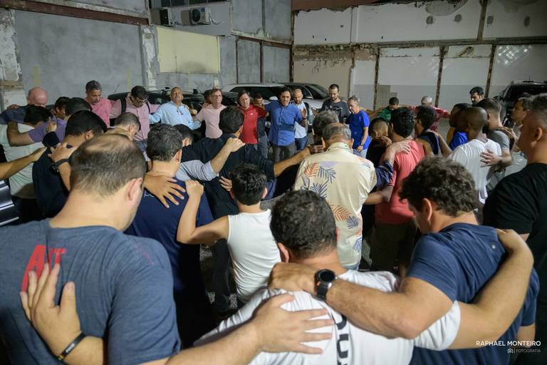 Igreja Plena Icaraí, reunião de oração