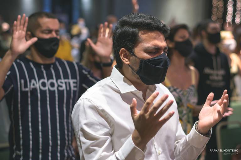 Igreja Plena Icaraí, adoração