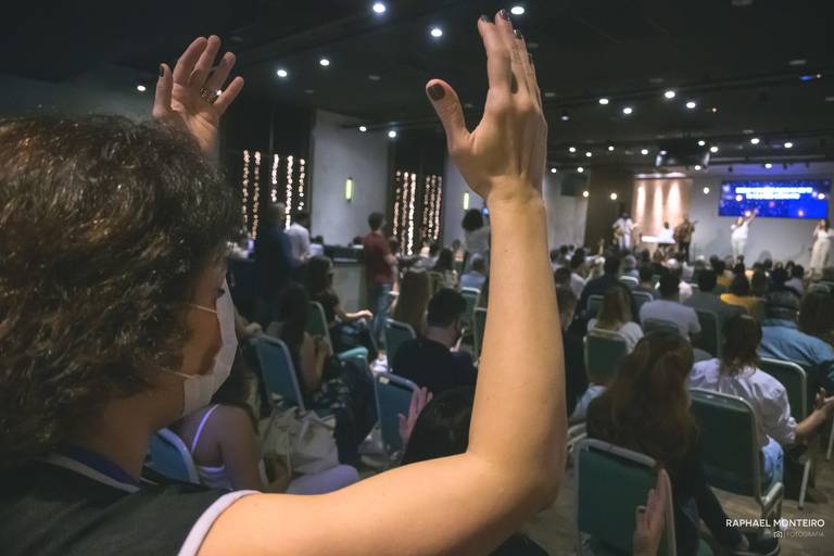 Igreja Plena Icaraí, adoração