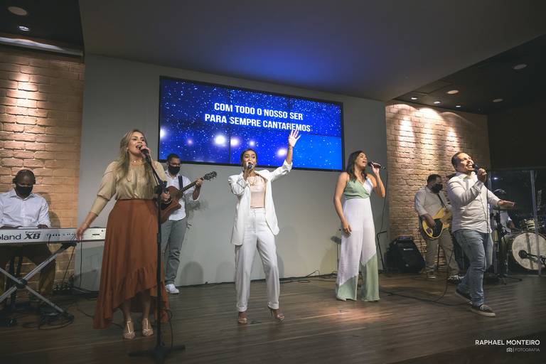 Igreja Plena Icaraí, adoração