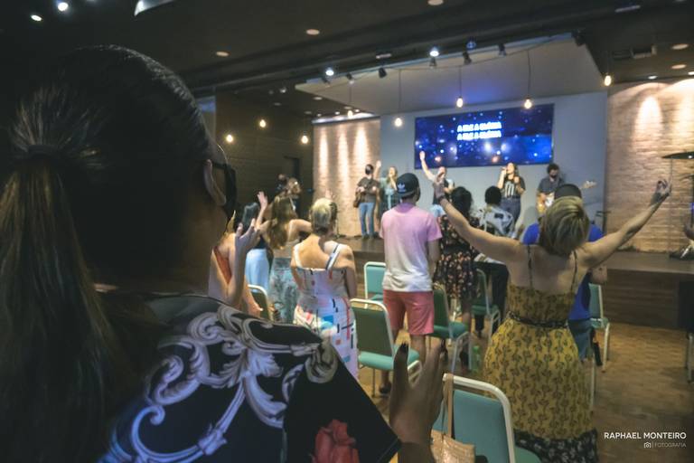 Igreja Plena Icaraí, adoração
