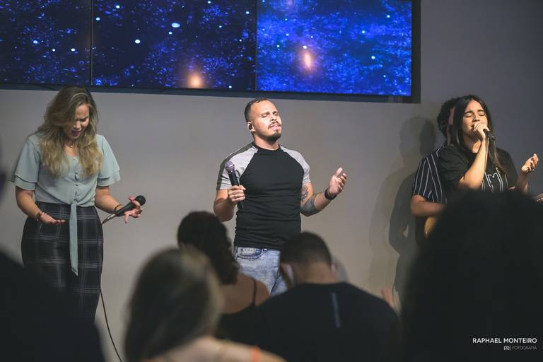 Igreja Plena Icaraí, adoração