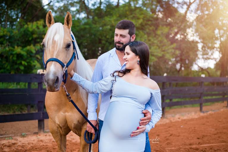 ensaio de gestante com cavalos em curitiba