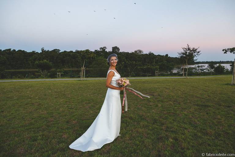 retratos e detalhes de noivas