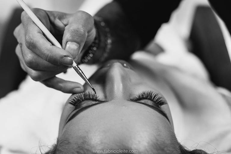 retratos e detalhes de noivas