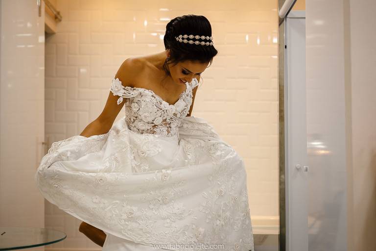 retratos e detalhes de noivas