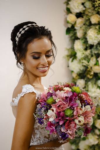 retratos e detalhes de noivas