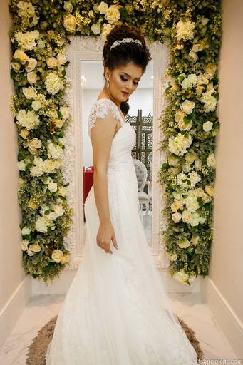 retratos e detalhes de noivas