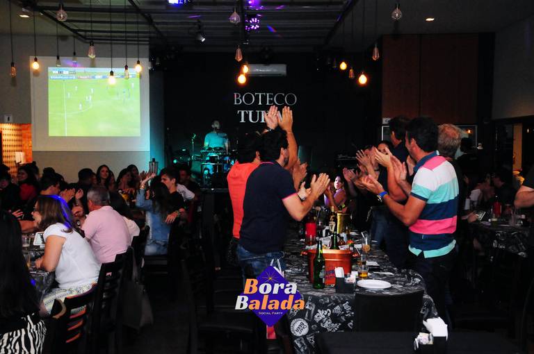 Noite de música boa e gente animada no Boteco Tukas/Sertãozinho