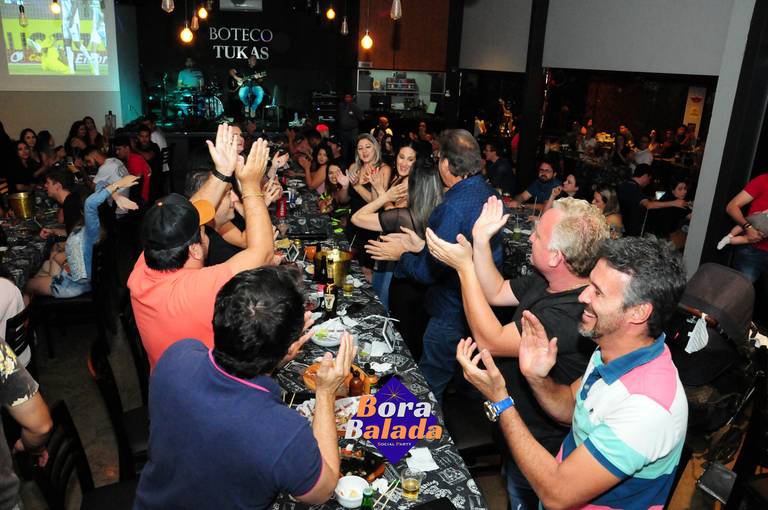 Noite de música boa e gente animada no Boteco Tukas/Sertãozinho