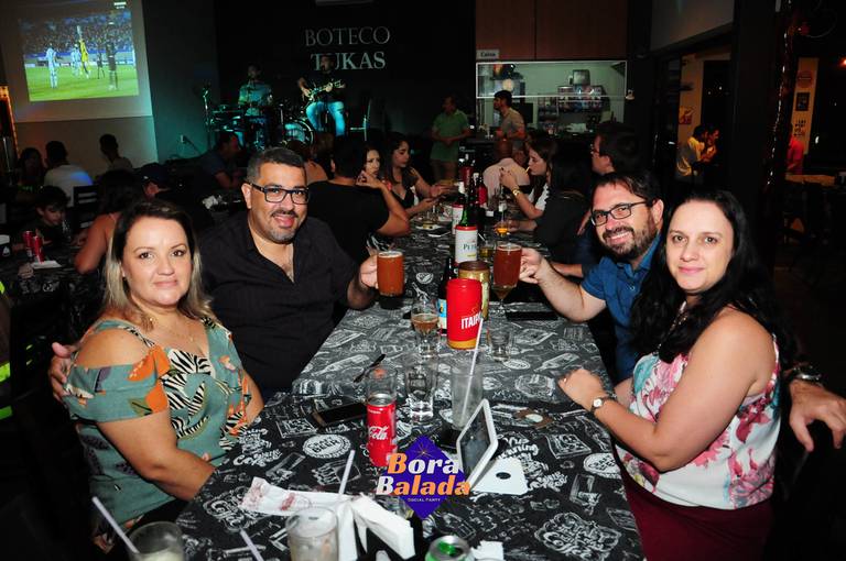 Noite de música boa e gente animada no Boteco Tukas/Sertãozinho