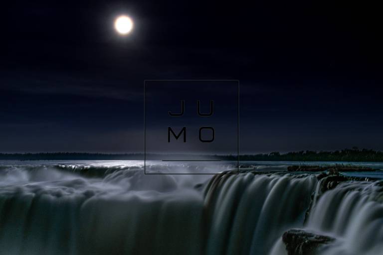 Luna llena en Iguazú