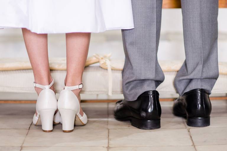casamento igreja do poço da panela recife pe casal sapato noiva sapato noivo isabela lucena fotografia