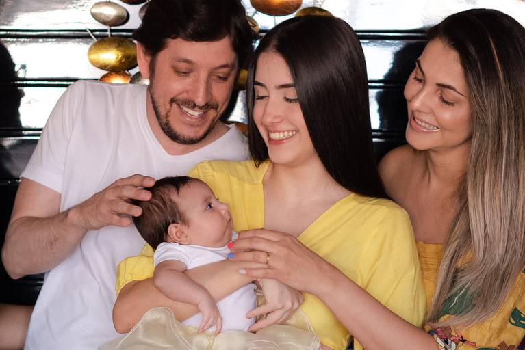 ensaio em casa-ensaio com bebe-ensaio no quartinho do bebe-isabela lucena