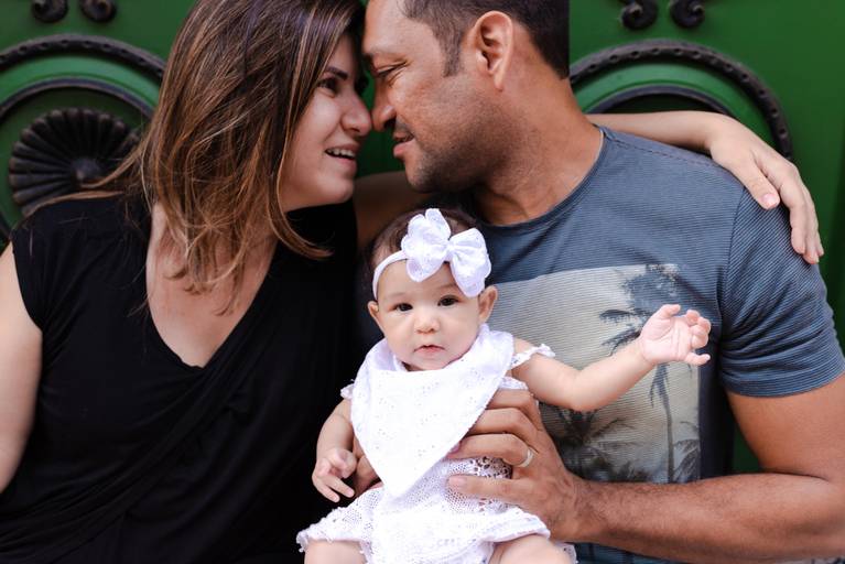 ensaio em familia no recife antigo-ensaio no recife antigo-recife antigo com bebe-isabela lucena fotografia