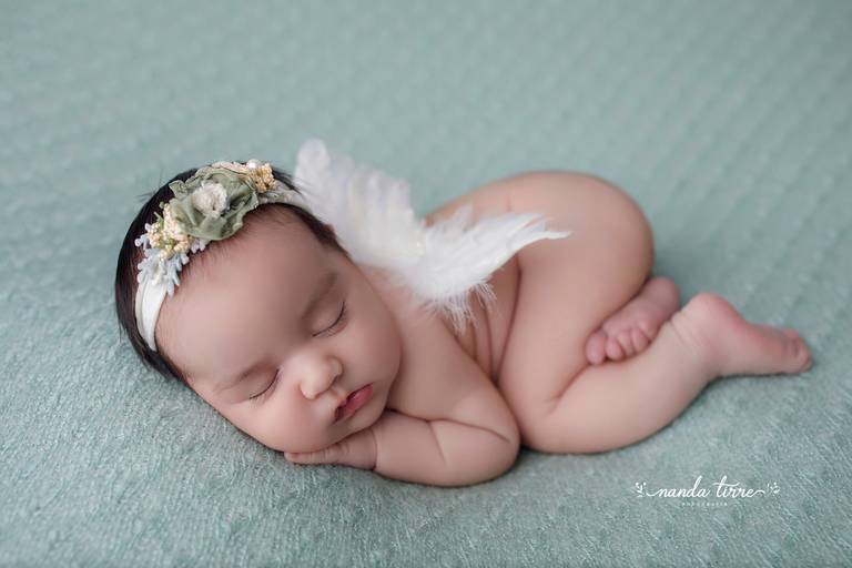 newborn-ensaio-fotografico-fotografia-foto-fotografa-bebê-recem-nascido-maternidade-estúdio-teresópolis-parto-nascimento-mãe-rio-de-janeiro-rj-sessão-família-nanda-tirre-perinatal-hctco-hospital-clínicas-doula-obstetra-arco-iris-idealiza-várzea-agriões