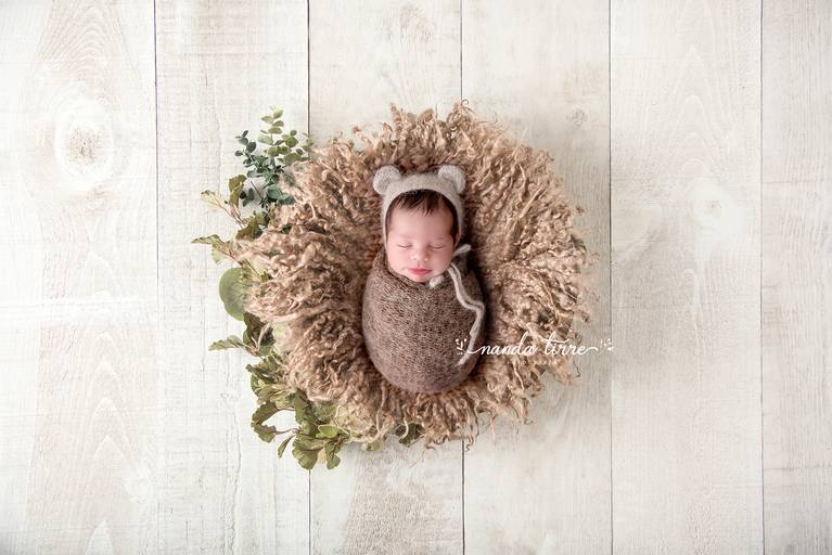 newborn-ensaio-fotografico-fotografia-foto-fotografa-book-bebê-baby-recem-nascido-maternidade-estúdio-teresópolis-varzea-agrioes-parto-nascimento-mãe-rio-de-janeiro-rj-sessão-família-nanda-tirre-perinatal-hctco-hospital-clínicas-doula-obstetra-pediatra