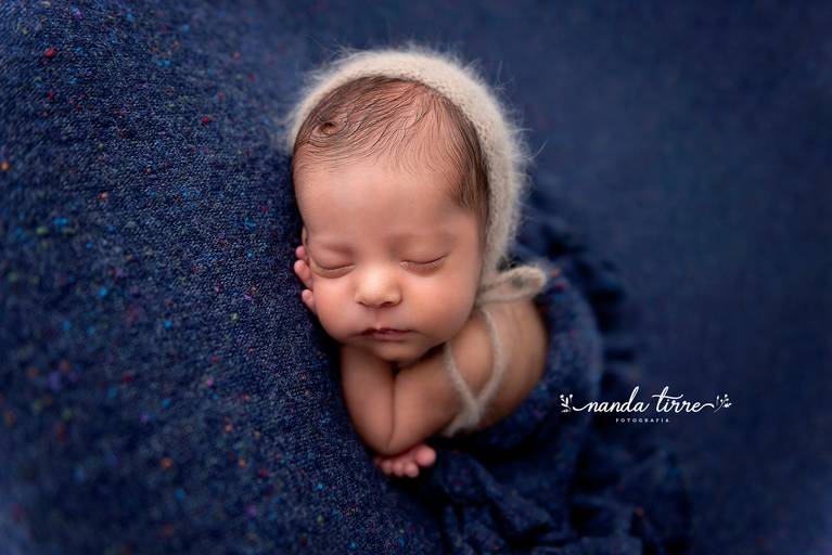 newborn-ensaio-fotografico-fotografia-foto-fotografa-book-bebê-baby-recem-nascido-maternidade-estúdio-barra-da-tijuca-parto-nascimento-mãe-rio-de-janeiro-rj-primeiros-dias-sessão-família-nanda-tirre-recreio-perinatal-laranjeiras-doula-obstetra-pediatra