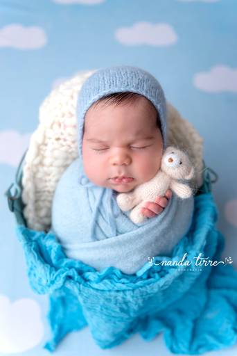 newborn-ensaio-fotografico-fotografia-foto-fotografa-book-bebê-baby-recem-nascido-maternidade-estúdio-teresópolis-varzea-agrioes-parto-nascimento-mãe-rio-de-janeiro-rj-sessão-família-nanda-tirre-perinatal-hctco-hospital-clínicas-doula-obstetra-pediatra