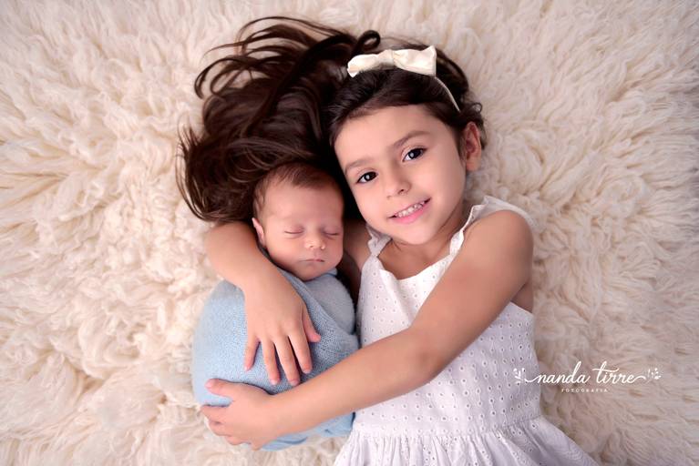 newborn-ensaio-fotografico-fotografia-foto-fotografa-book-bebê-baby-recem-nascido-maternidade-estúdio-teresópolis-varzea-agrioes-parto-nascimento-mãe-rio-de-janeiro-rj-sessão-família-nanda-tirre-perinatal-hctco-hospital-clínicas-doula-obstetra-pediatra