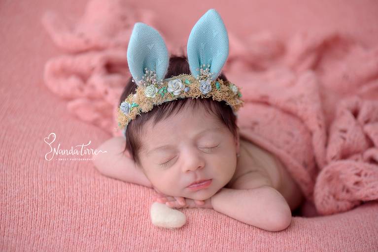 newborn-ensaio-fotografico-fotografia-foto-fotografa-book-bebê-baby-recem-nascido-maternidade-estúdio-jardim-botanico-barra-da-tijuca-maternity-parto-nascimento-mãe-filho-filha-rio-de-janeiro-rj-primeiros-dias-sessão-família-dias-nanda-tirre-photography